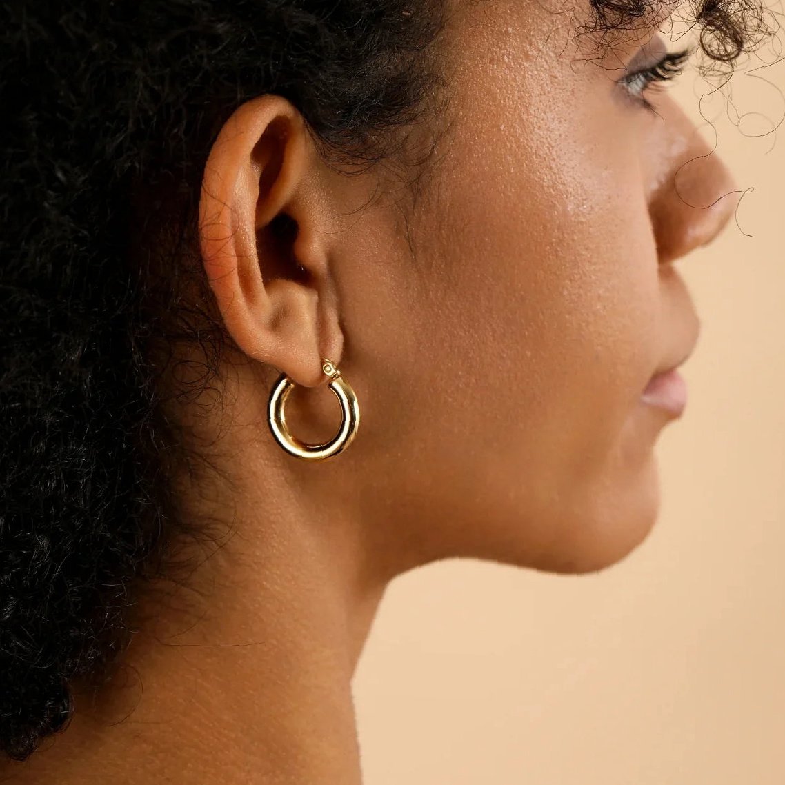Eng ravely Bold Tube Hoop Earrings - Image 3