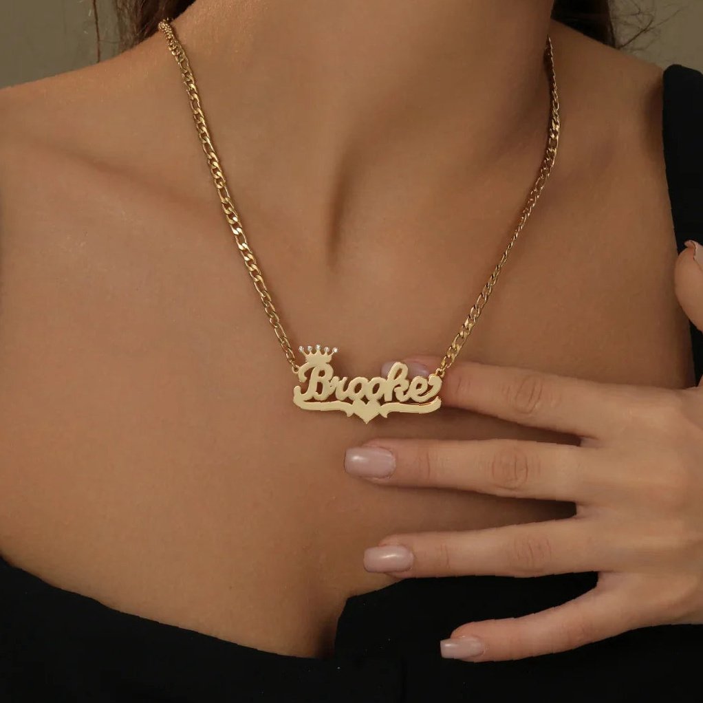 Double Plated Crown Heart Name Necklace w/ Figaro Chain | Custom 18K Gold Plated Name Necklace - Engravely - Image 2