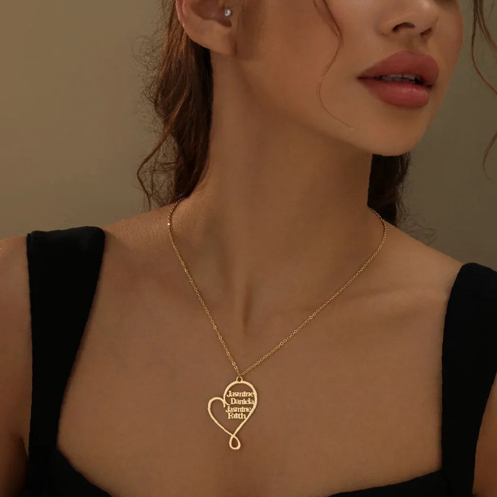 Eng ravely Family Name Heart Necklace - Image 3