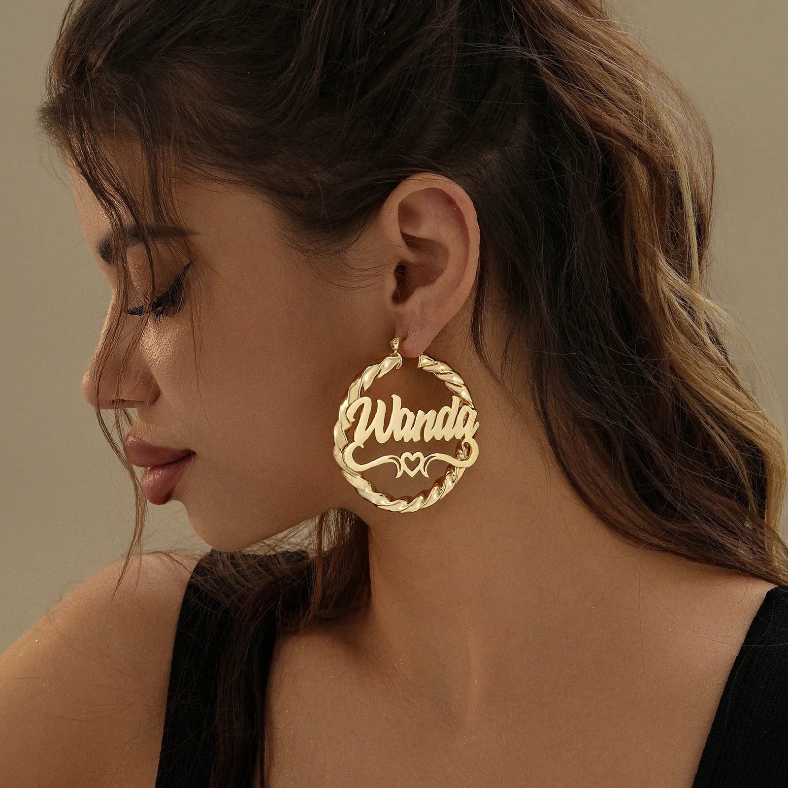 Eng ravely Heart Twist Name Hoop Earrings - Image 3