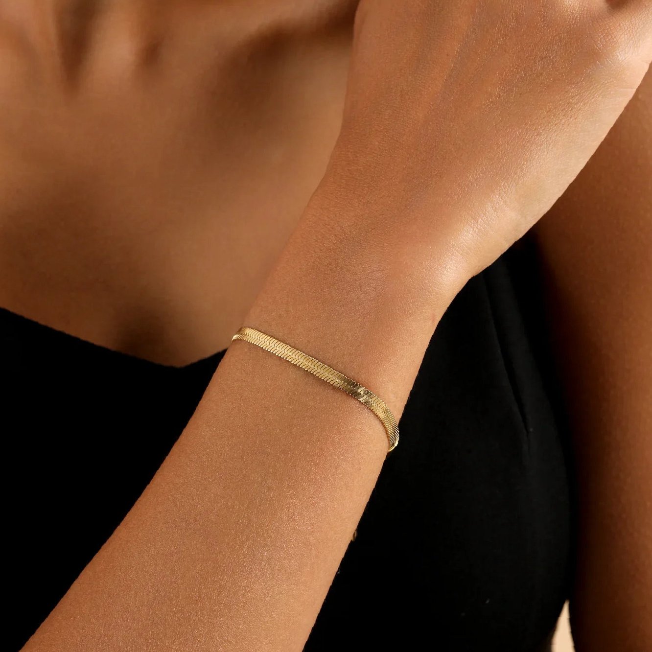 Herringbone Bracelet - 4mm | Custom Premium Metal Alloy Bracelet - Engravely - Image 7