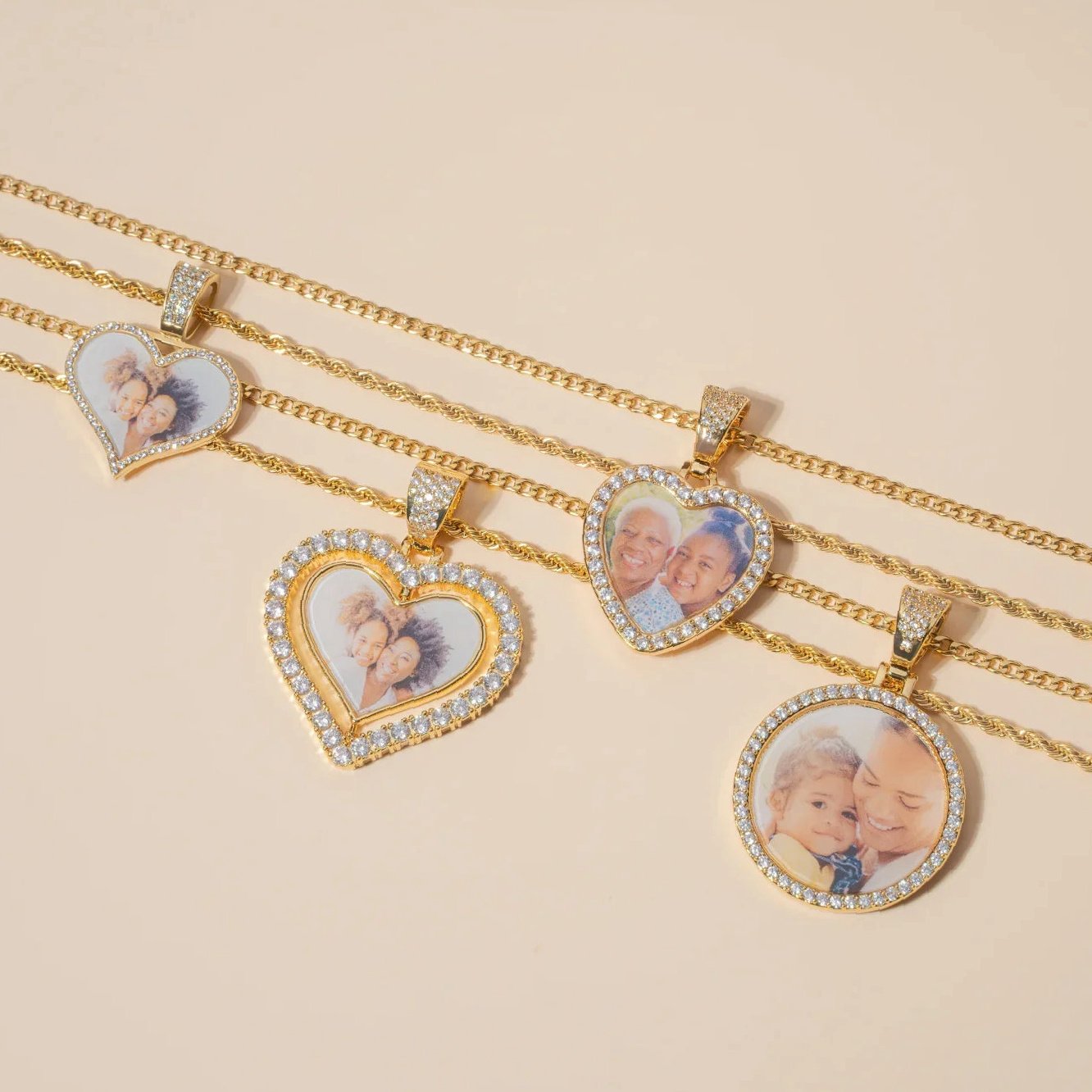 Eng ravely Iced Circle Photo Pendant - Image 4