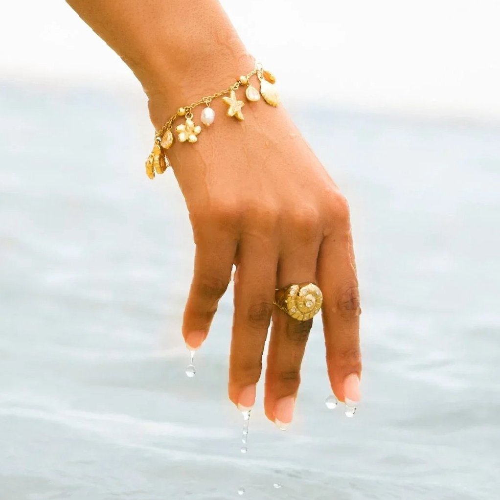 Seashell Ring | Custom Premium Metal Alloy Ring - Engravely - Image 4