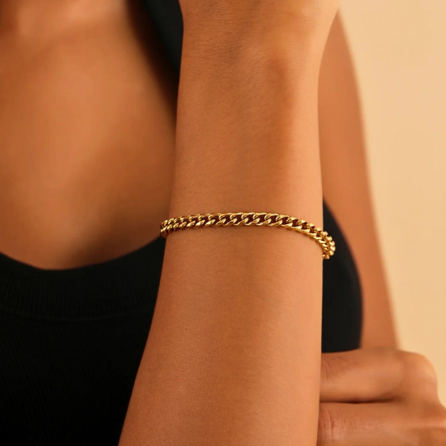 Cuban Link Bracelet 6mm - Image 2