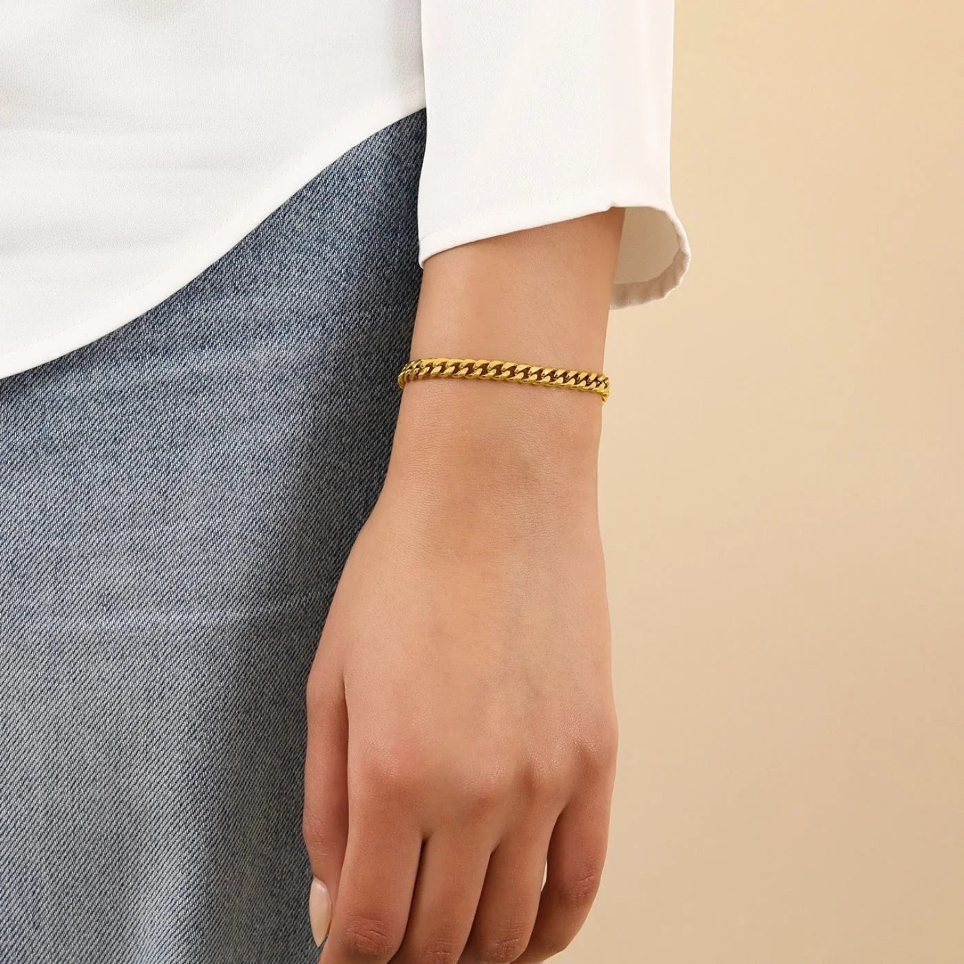Cuban Link Bracelet 6mm - Image 5